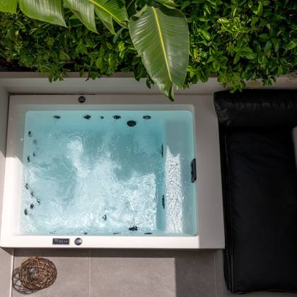 Evanik Chich Hotel Jacuzzi TRA 5029