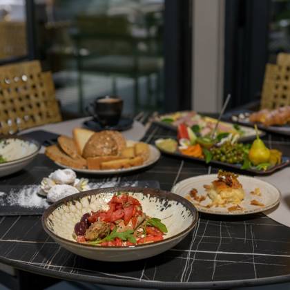 Evanik Chic Hotel Restaurant Bar EVN 0980